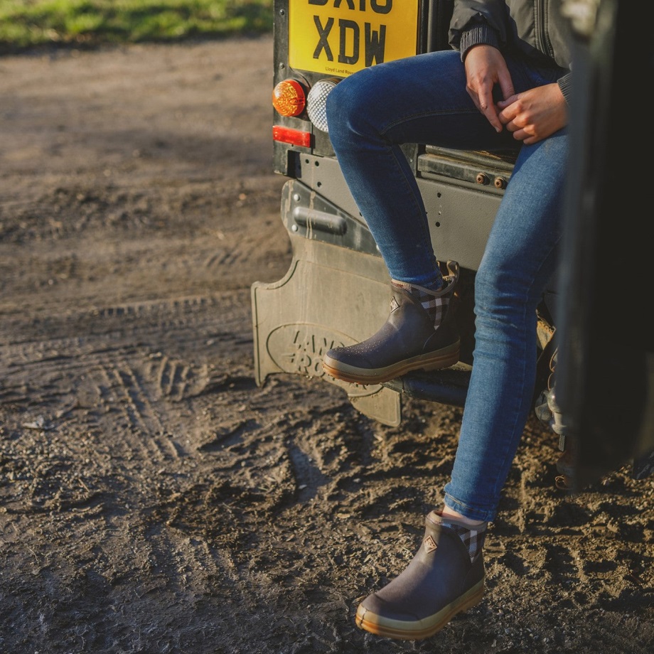 Muckboot Muck Originals Ankle Boots Für Damen Mit Braunem Karomuster